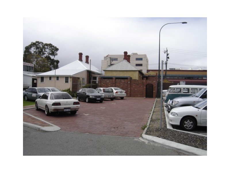 9 Stafford St, Midland WA 6056