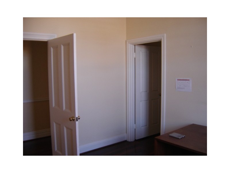 9 Stafford St, Midland WA 6056