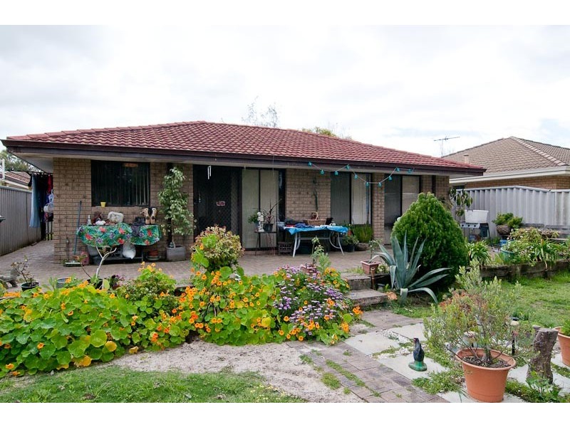 14 Fussel Green, Stratton WA 6056