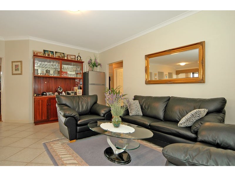 19 Cupello Drive, Swan View WA 6056