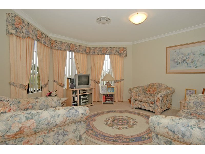 19 Cupello Drive, Swan View WA 6056