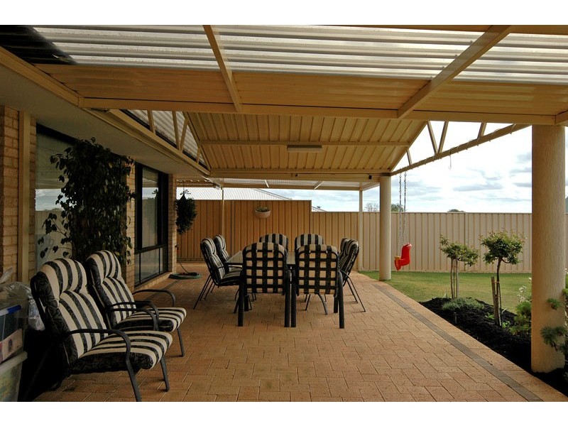 19 Cupello Drive, Swan View WA 6056