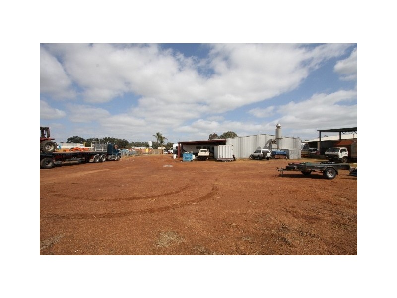 22-24 Stanhope Gardens, Midvale WA 6056