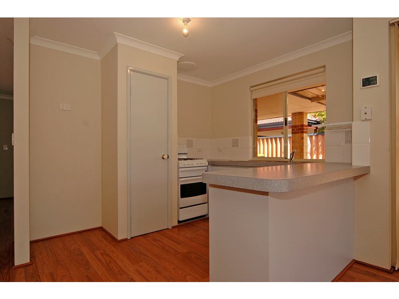 44 Gentle Circle, South Guildford WA 6055