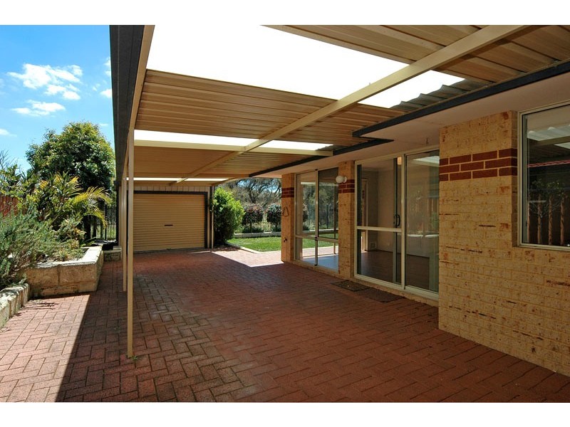 44 Gentle Circle, South Guildford WA 6055