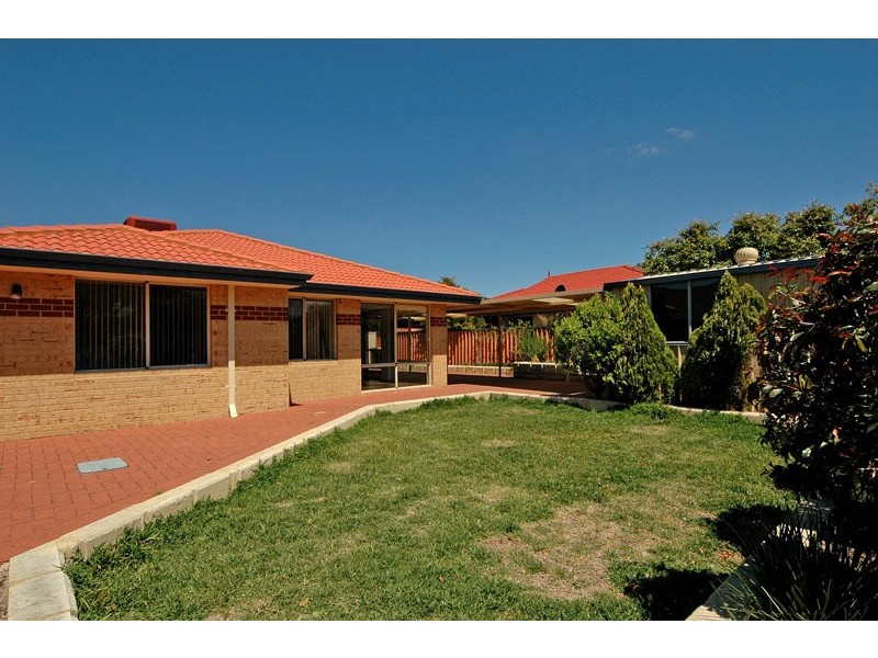 44 Gentle Circle, South Guildford WA 6055