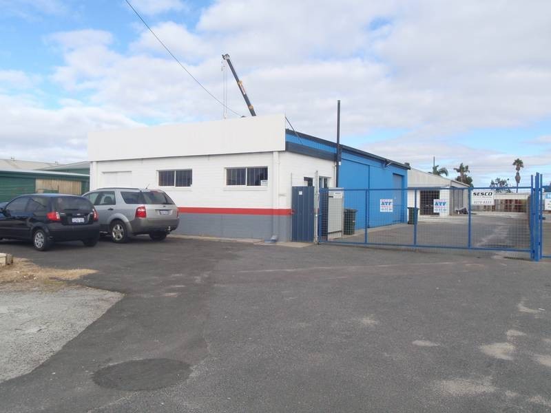 15 Loton Ave, Midland WA 6056
