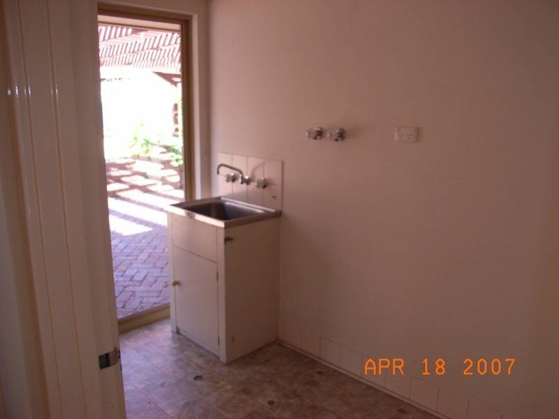 8 Hawk Court, High Wycombe WA 6057