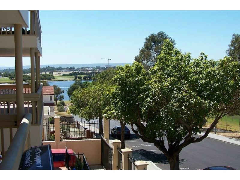 29/22 Nile Street, East Perth WA 6004