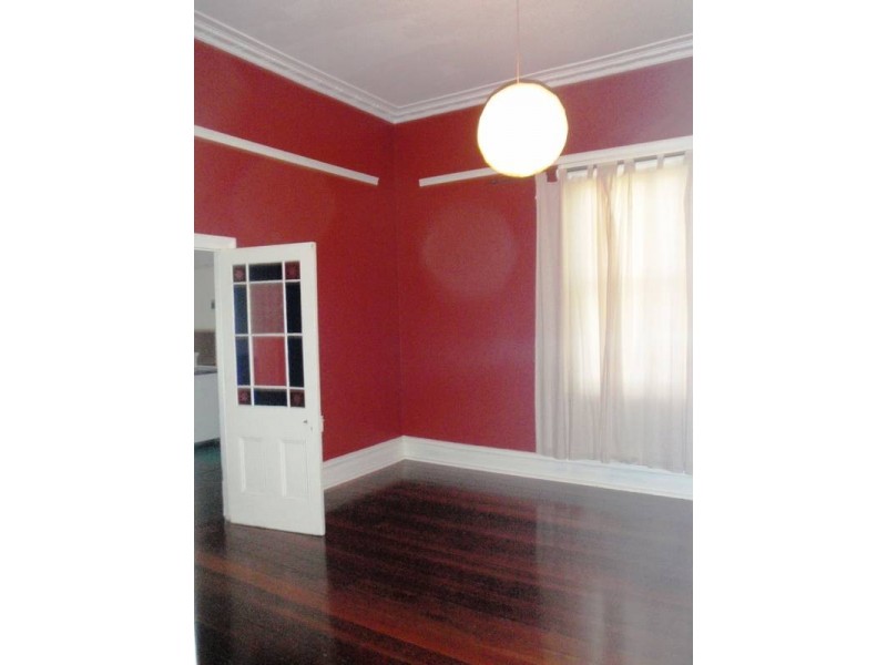 11 Wisbech Street, Bayswater WA 6053