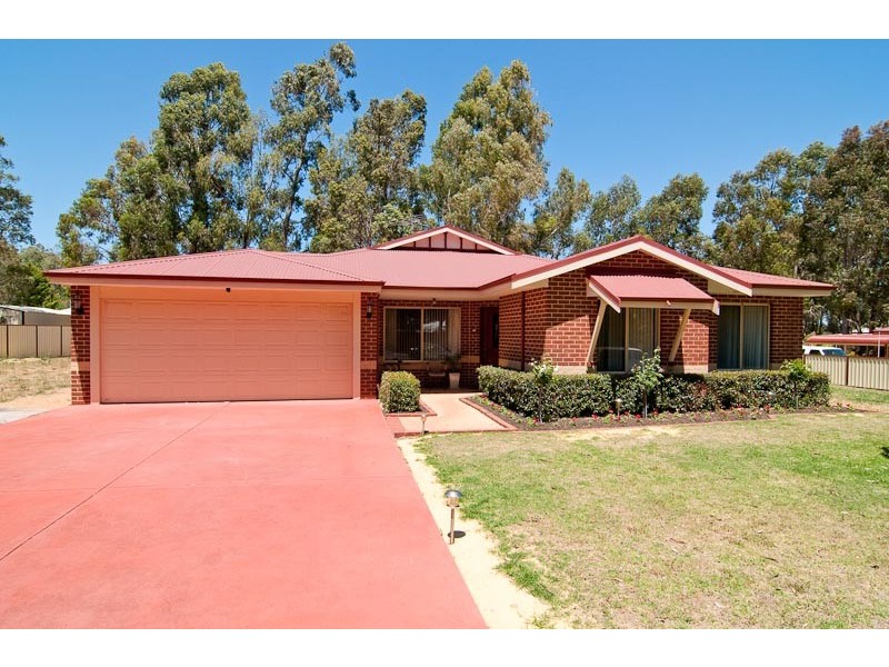 10 Kardan Close, Mount Helena WA 6082