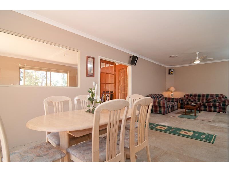 10 Kardan Close, Mount Helena WA 6082