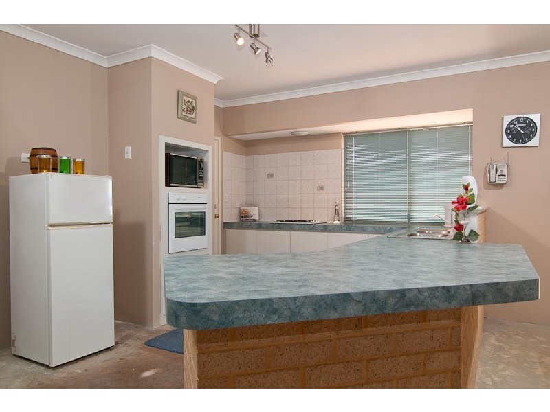 10 Kardan Close, Mount Helena WA 6082