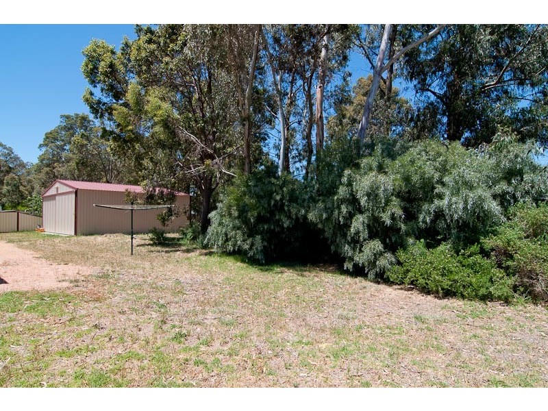 10 Kardan Close, Mount Helena WA 6082