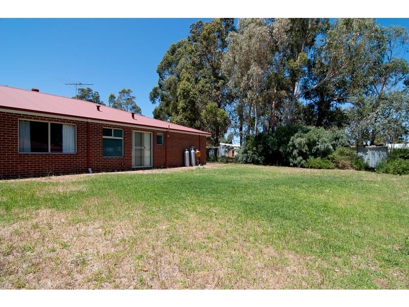 10 Kardan Close, Mount Helena WA 6082