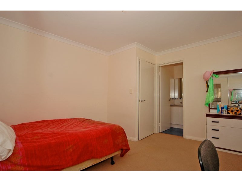 4/40 Margaret St, Midland WA 6056