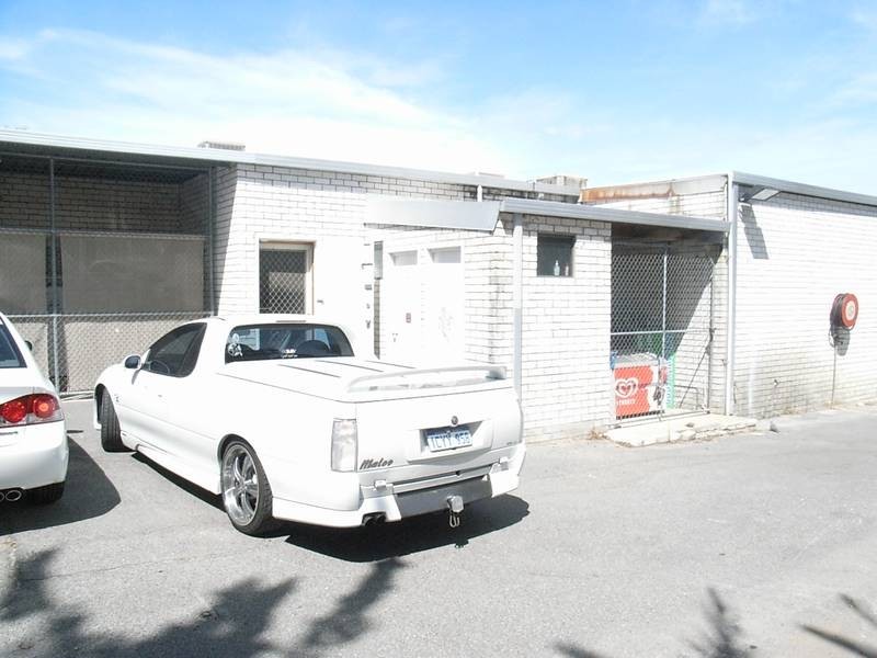 6/492 Kalamunda Rd, High Wycombe WA 6057