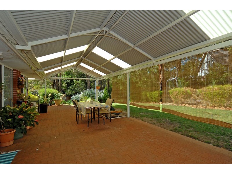 32 Laslett Circle, Mundaring WA 6073