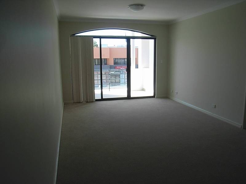 1/24 The Crescent, Midland WA 6056