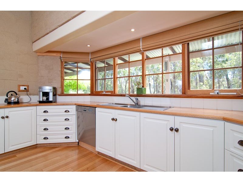 200 Lacey St, Sawyers Valley WA 6074