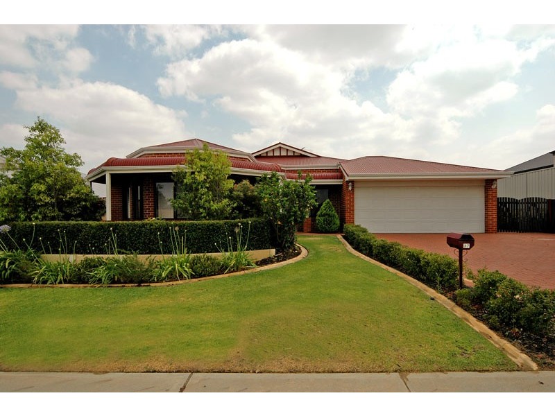 37 Brunswick Bend, Jane Brook WA 6056