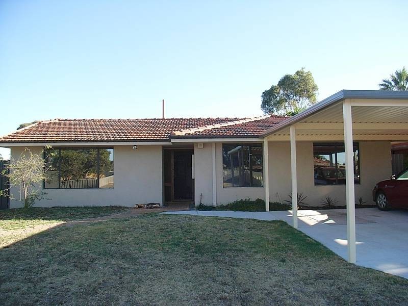 8 Salisbury Rd, Midvale WA 6056