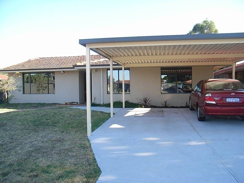 8 Salisbury Rd, Midvale WA 6056