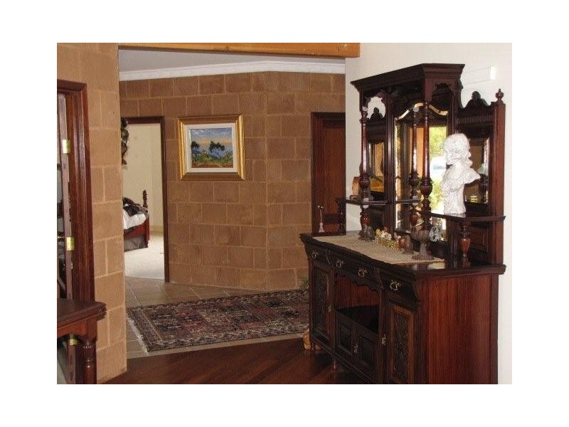 723 Berry Road, Gidgegannup WA 6083