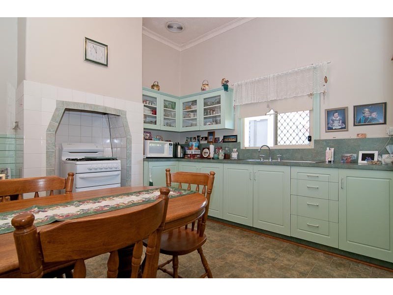 7 Henry Street, Midland WA 6056