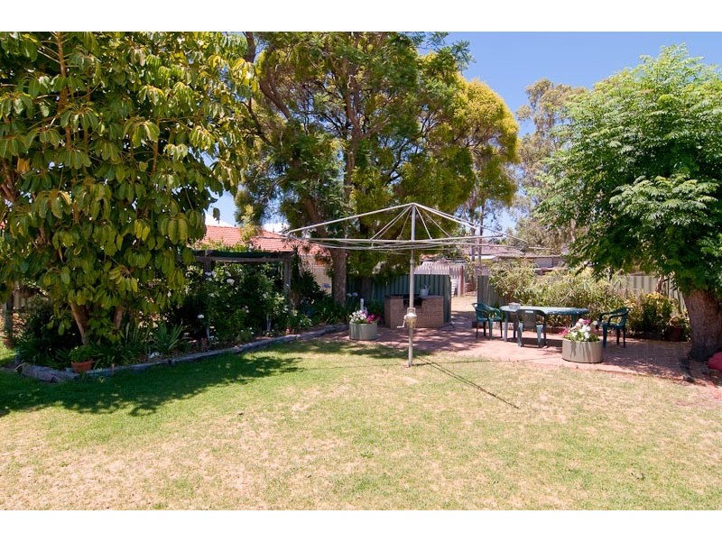 7 Henry Street, Midland WA 6056