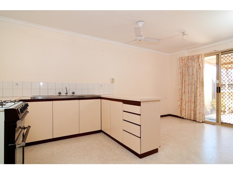 7B Hyde St, Midland WA 6056