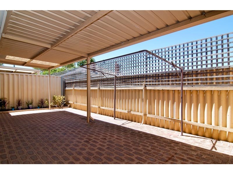 7B Hyde St, Midland WA 6056