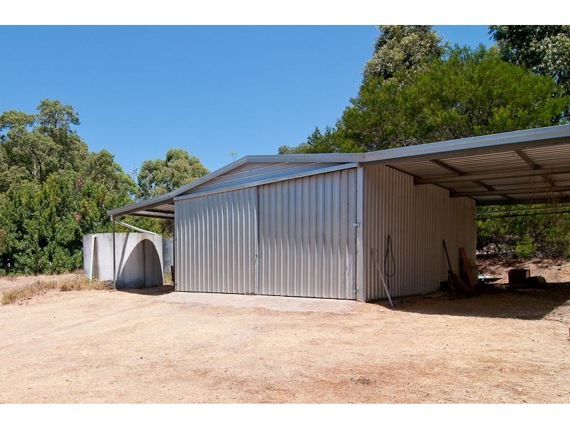 2205 Whitlam St, Mount Helena WA 6082