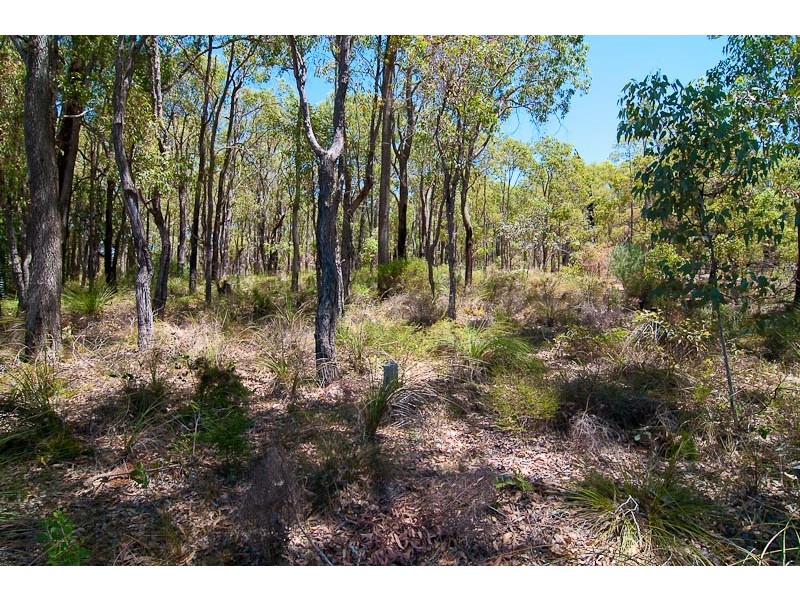 2205 Whitlam St, Mount Helena WA 6082