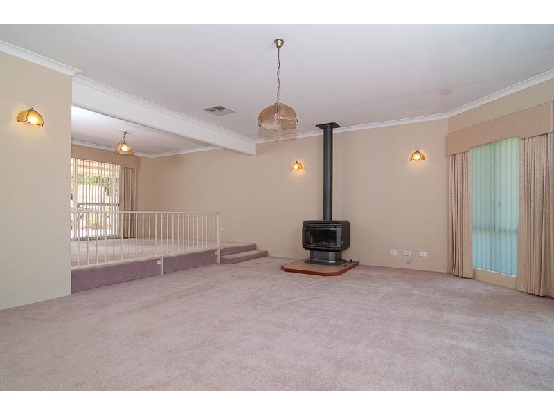 325 Stretch Rd, Mount Helena WA 6082