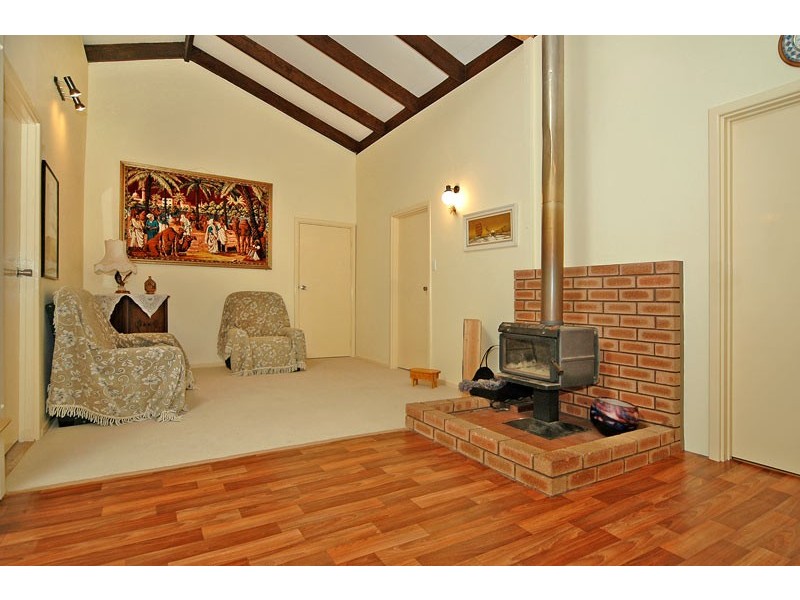 152 Dinsdale Rd, Gidgegannup WA 6083