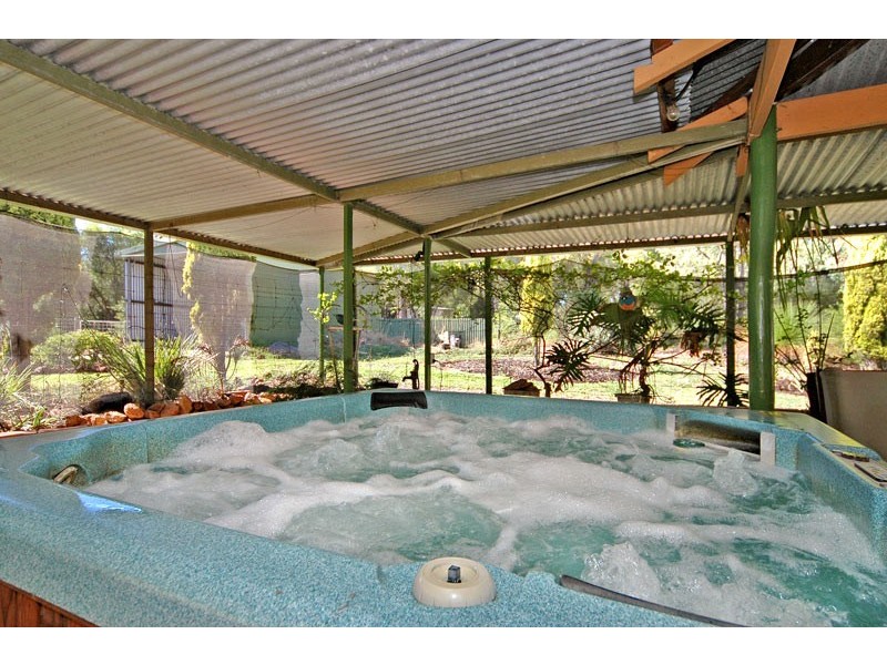 152 Dinsdale Rd, Gidgegannup WA 6083