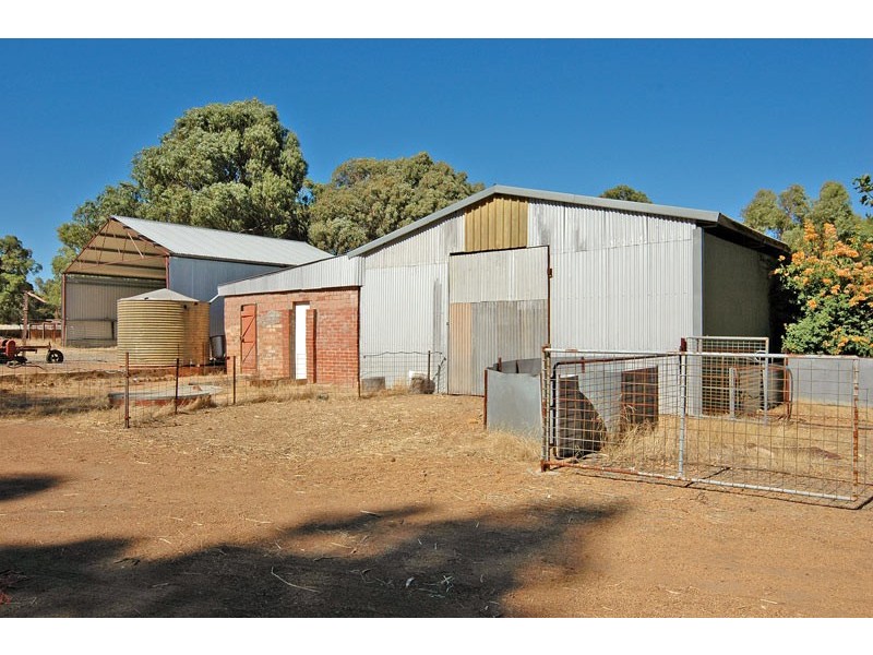 152 Dinsdale Rd, Gidgegannup WA 6083