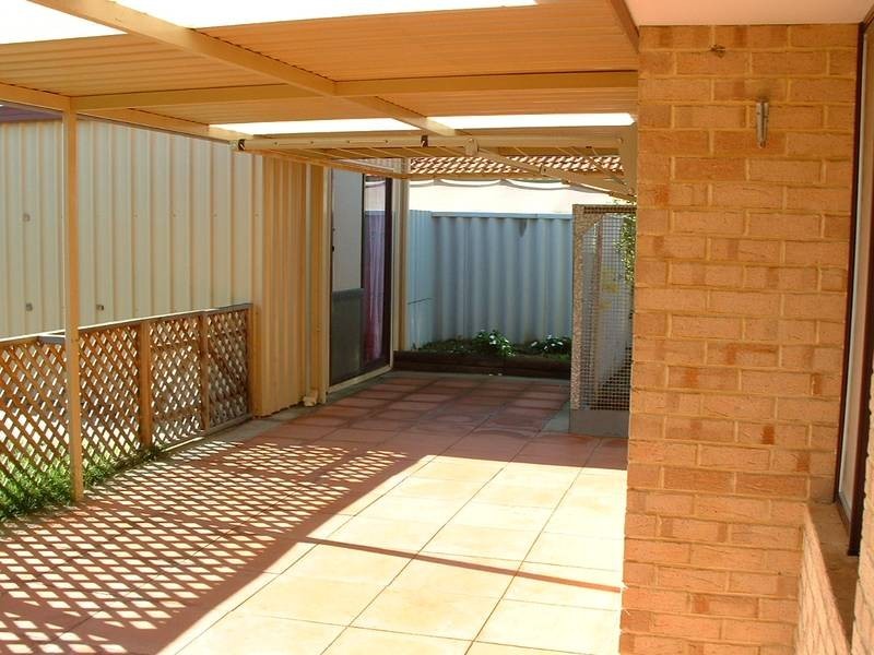 11 Lewis Jones Cross, Stratton WA 6056