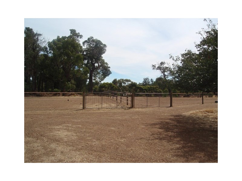 18 Hayes Court, Gidgegannup WA 6083