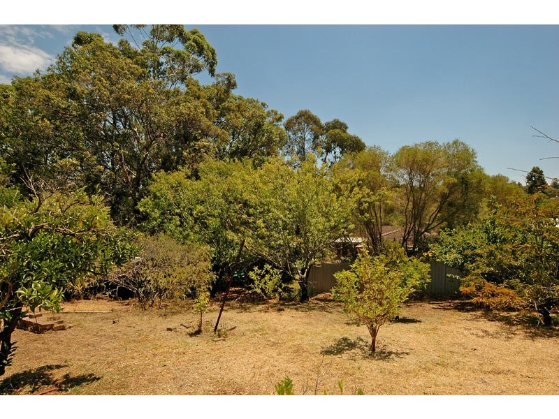180 Thomas Rd, Glen Forrest WA 6071