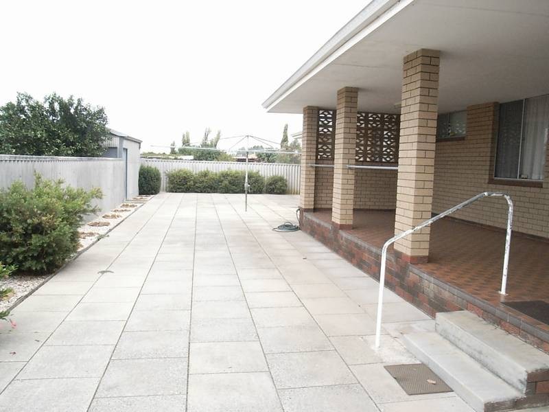 476 Great Northern Hwy, Middle Swan WA 6056
