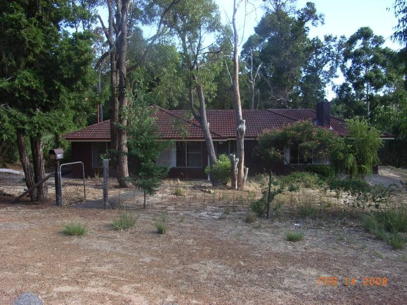 35 Marnie Rd, Glen Forrest WA 6071