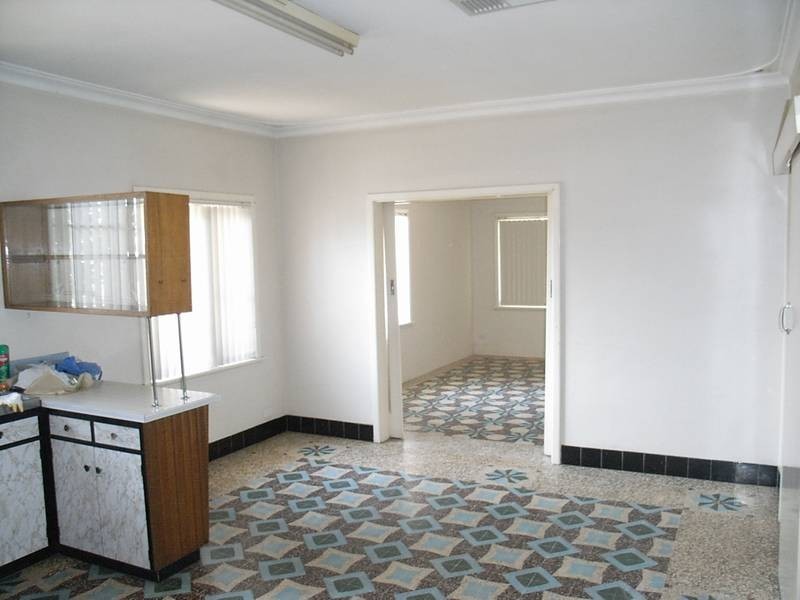 91 Sayer St, Midland WA 6056