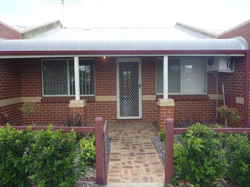 9/2 Frederic Street, Midland WA 6056