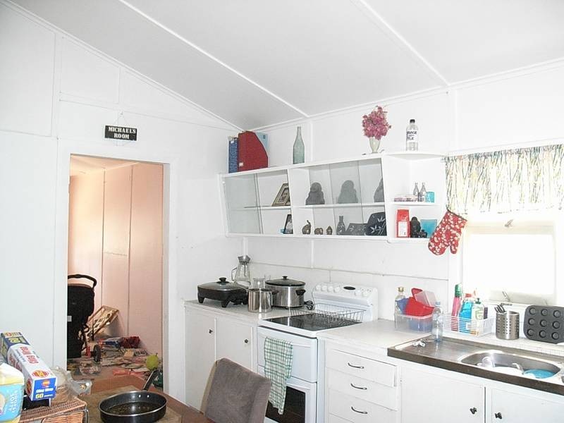 36 Marlboro Rd, Swan View WA 6056