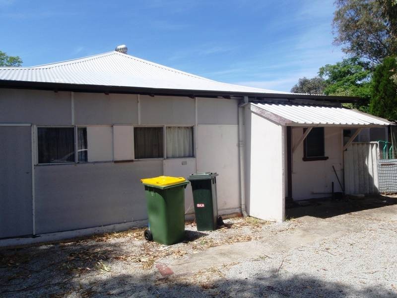 36 Marlboro Rd, Swan View WA 6056