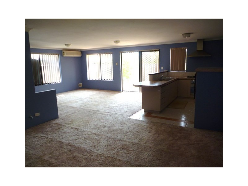 4 Kenton Mews, Midvale WA 6056