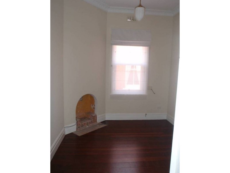 5 Station St, Guildford WA 6055