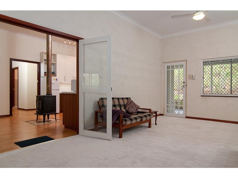 445 Victoria Road, Hovea WA 6071